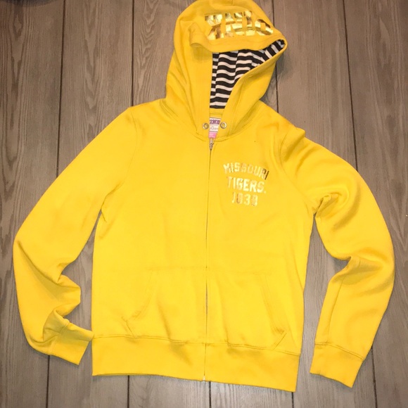 PINK Victoria's Secret Jackets & Blazers - PINK Victoria’s Secret MIZZOU zip up jacket